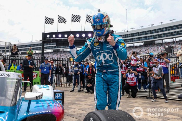 Ganador Josef Newgarden, Team Penske Chevrolet Victory Lane 