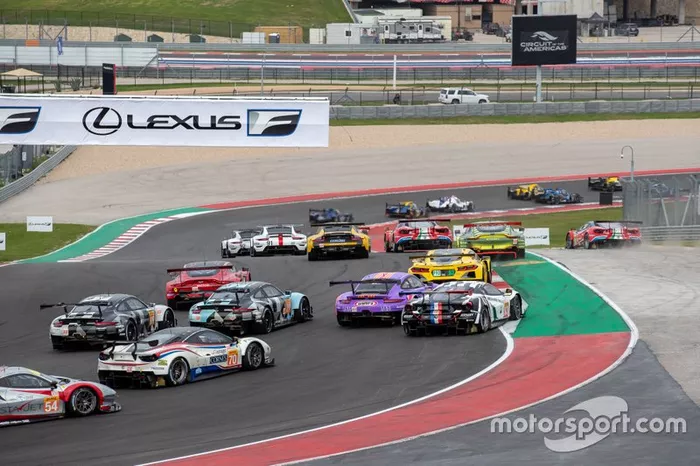 Salida de las 6h de Austin