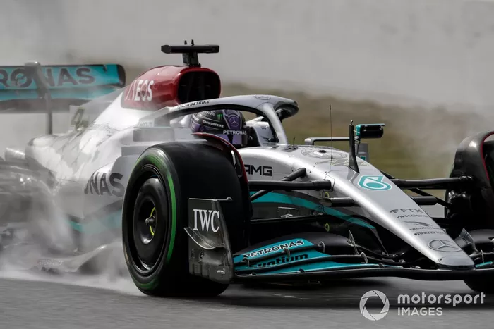 Lewis Hamilton, Mercedes W13