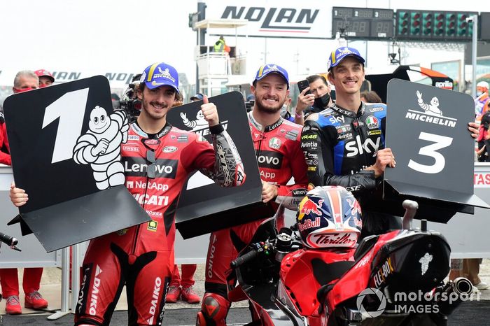 Top3: Ganador de la pole Francesco Bagnaia, Ducati Team,  segundo Jack Miller, Ducati Team, tercero Luca Marini, Esponsorama Racing