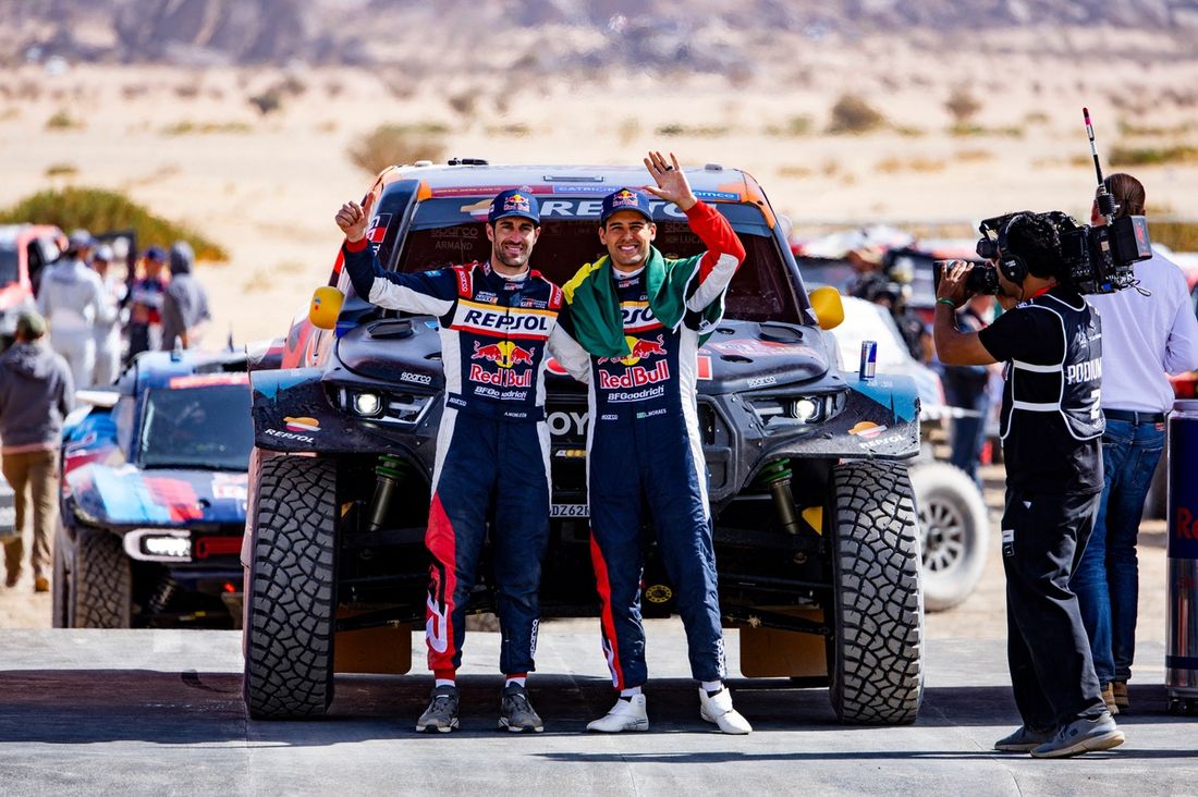 #203 Toyota Gazoo Racing Toyota: Lucas Moraes, Armand Monleon