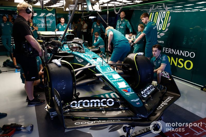 Fernando Alonso, Aston Martin AMR24 