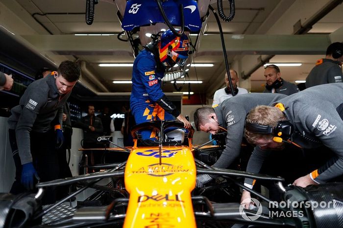 Carlos Sainz Jr., McLaren MCL34