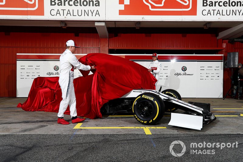 Кімі Райкконен, Alfa Romeo Racing, Антоніо Джовінацці, Alfa Romeo Racing, машина Alfa Romeo Racing C38
