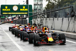 Daniel Ricciardo, Red Bull Racing RB13, Max Verstappen, Red Bull Racing RB13