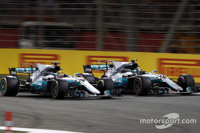 Lewis Hamilton, Mercedes AMG F1 W08, batalla con Valtteri Bottas, Mercedes AMG F1 W08