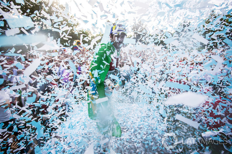Lucas di Grassi, Audi Sport ABT Schaeffler, wins the Zurich ePrix, with Sam Bird, DS Virgin Racing,