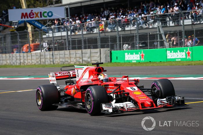 Pole para Sebastian Vettel, Ferrari SF70H