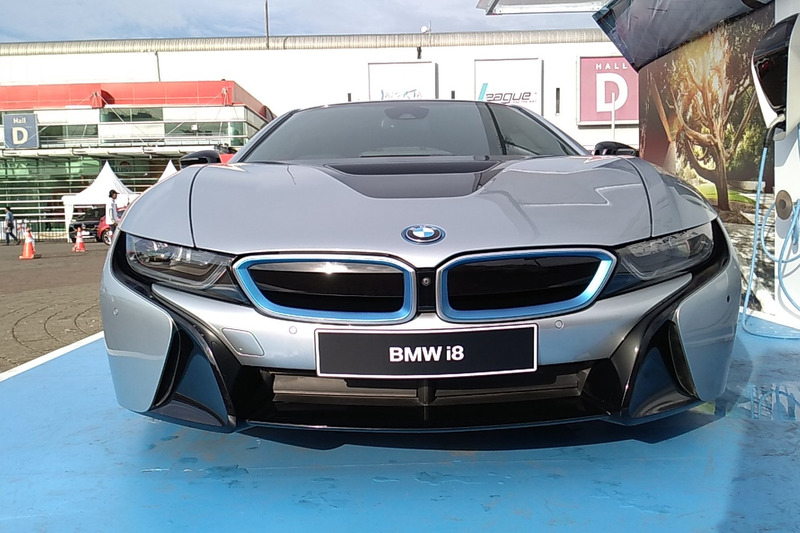 BMW i8