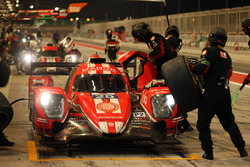 Автомобиль №25 команды CEFC Manor, Oreca 07 Gibson: Роберто Гонсалес, Симон Труммер, Виталий Петров