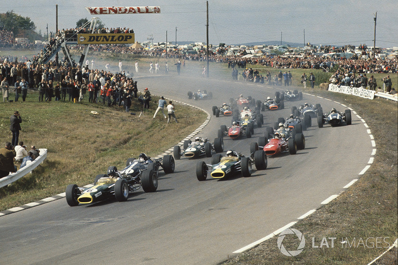 Start: Graham Hill, Lotus 49 Ford, Dan Gurney, Eagle T1G Weslake, Jim Clark, Lotus 49 Ford, Chris Am