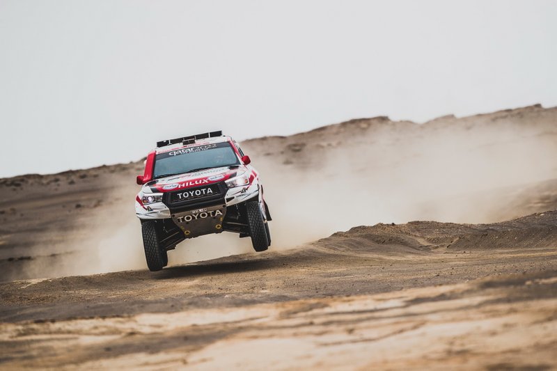 #301 Toyota Gazoo Racing Toyota Hilux: Nasser Al-Attiyah, Matthieu Baumel