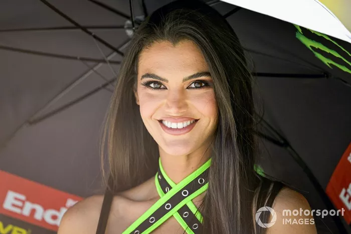 Grid girl