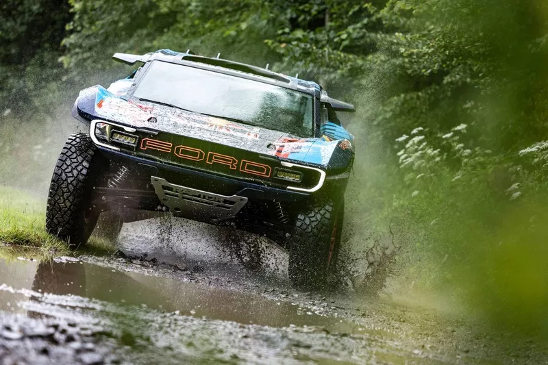 Ford Raptor T1  
