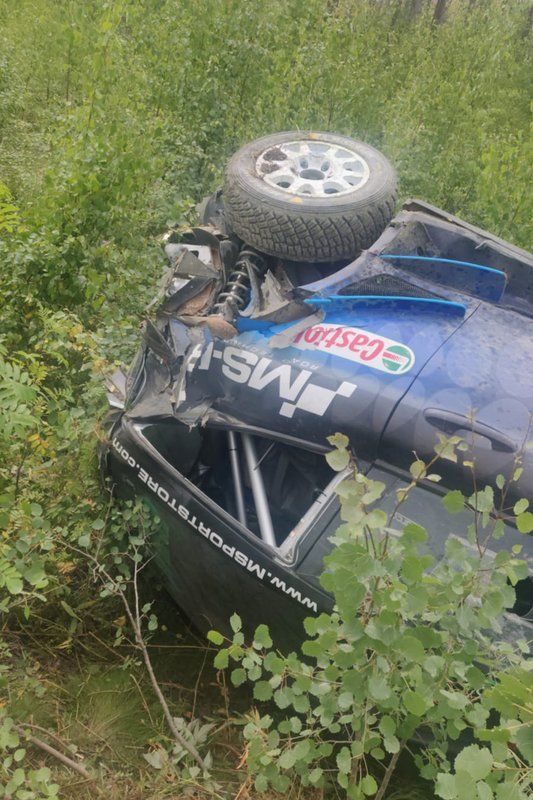 Accidente de Hayden Paddon, M-Sport