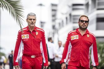 Maurizio Arrivabene, team principal Ferrari et Gino Rosato, Ferrari
