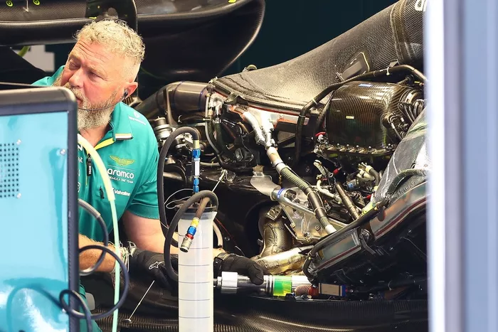 Aston Martin detalles técnicos