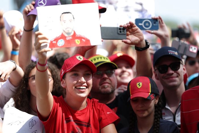 Fans