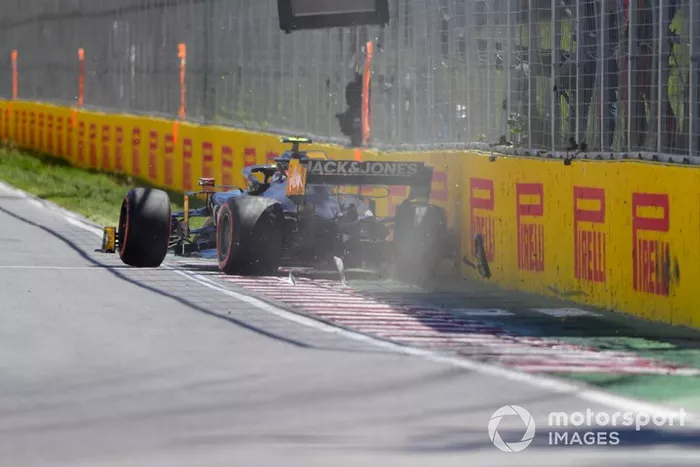 Kevin Magnussen, Haas VF-19 