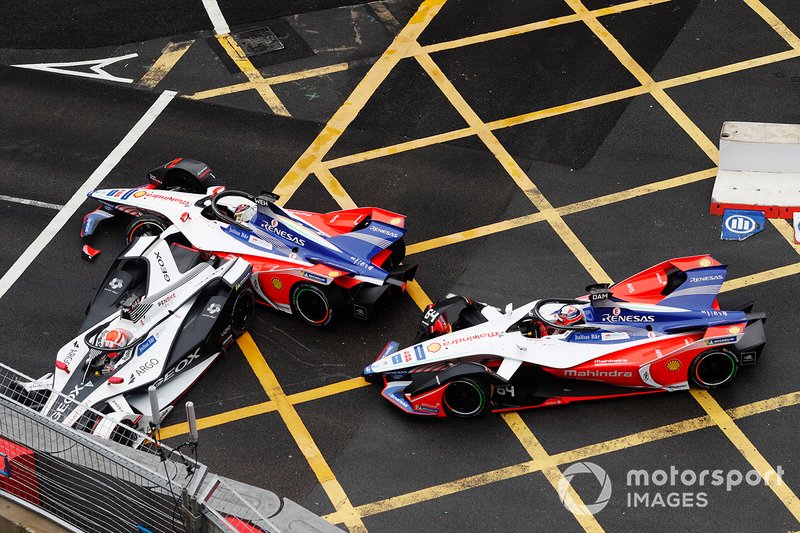 Фелипе Наср, Dragon Racing, Penske EV-3, Паскаль Верляйн и Жером Д'Амброзио, Mahindra Racing, M5 Electro, авария