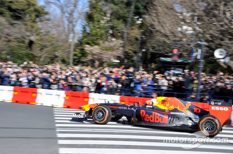 Red Bull Racing - Gasly - Tokió