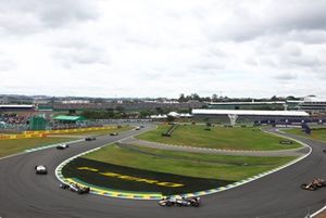 Esteban Ocon, Haas F1 Team, Oliver Bearman, Haas F1 Team, Yuki Tsunoda, Red Bull Racing Team