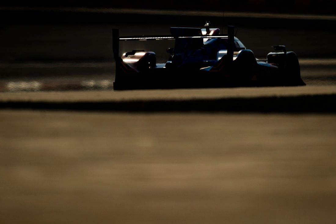 #15 BMW M Team WRT BMW M Hybrid V8: Raffaele Marciello, Kevin Magnussen