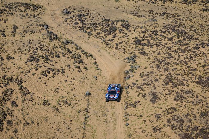 #225 Ford M-Sport Ford: Carlos Sainz Sr, Lucas Cruz