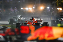 Kimi Raikkonen, Ferrari SF70H, tijdens de formatieronde
