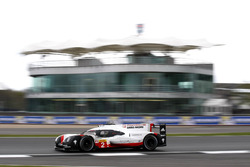 #2 Porsche Team Porsche 919 Hybrid: Timo Bernhard, Earl Bamber, Brendon Hartley