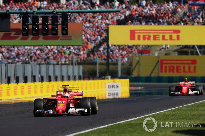 Sebastian Vettel, Ferrari SF70H, Kimi Raikkonen, Ferrari SF70H