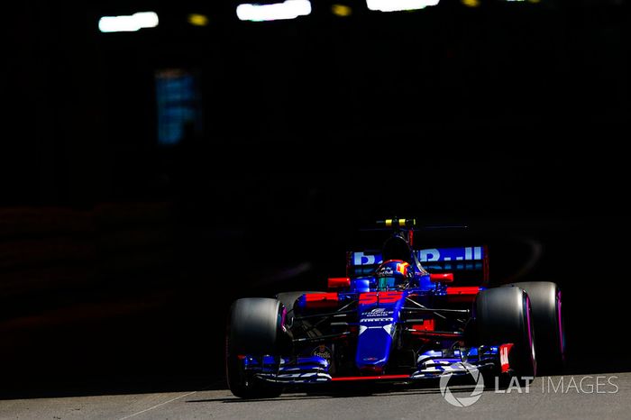 Carlos Sainz Jr., Scuderia Toro Rosso STR12