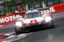 #2 Porsche Team Porsche 919 Hybrid: Тімо Бернхард, Ерл Бембер, Брендон Хартлі