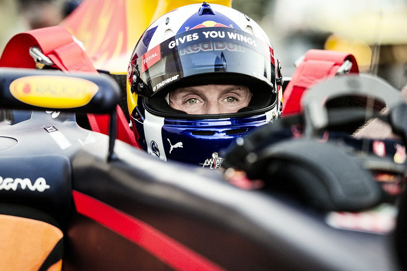 David Coulthard, Red Bull Racing during a show run in Oman