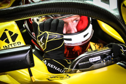 Kevin Magnussen, Renault Sport F1 Team RS16 avec le Halo
