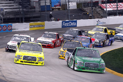 Ben Rhodes, ThorSport Racing, Ford F-150 and Matt Crafton, ThorSport Racing, Ford F-150 Ideal Door/Menards start