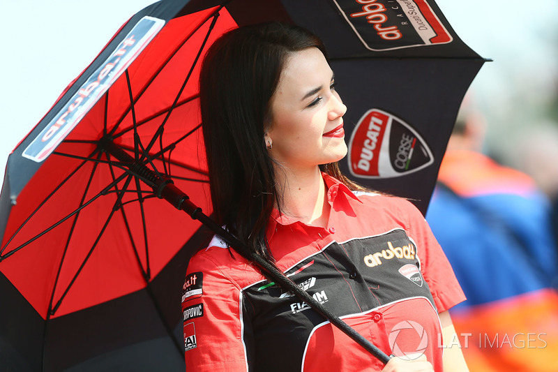 Une grid girl