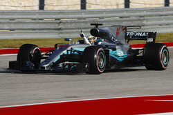 Pole: Lewis Hamilton, Mercedes AMG F1 W08