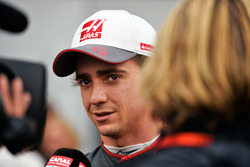 Esteban Gutiérrez, Haas F1 Team con los medios