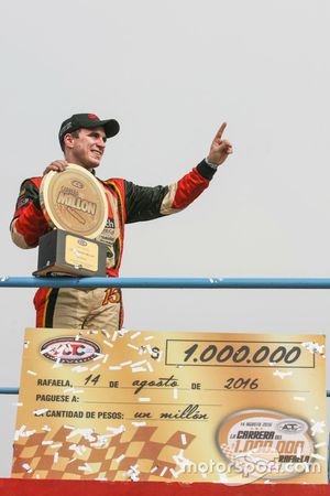 El ganador de la carrera, Mariano Werner, Werner Competicion Ford