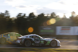 #33 Riley Motorsports SRT Viper GT3-R: Ben Keating, Jeroen Bleekemolen, Marc Miller, #97 Turner Moto