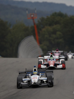 Sébastien Bourdais, Dale Coyne Racing Honda with crash damage from Josef Newgarden, Team Penske Chevrolet