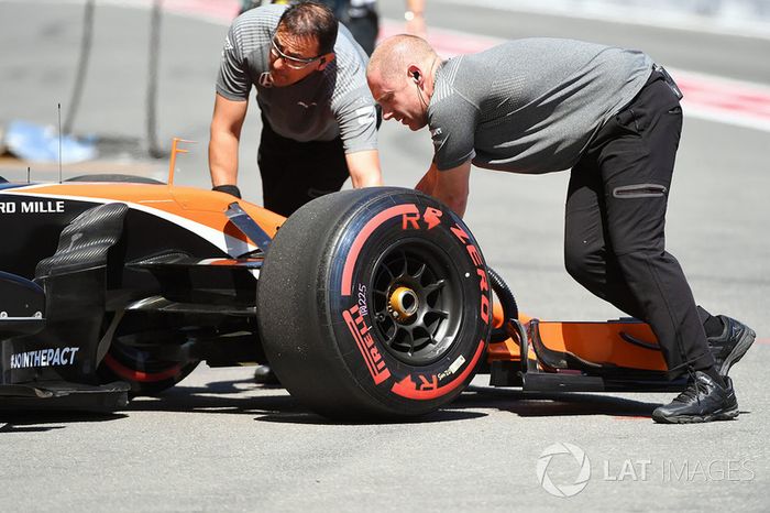 Stoffel Vandoorne, McLaren MCL32