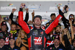 Kurt Busch, Stewart-Haas Racing Ford, celebrates his win in Victory Lane