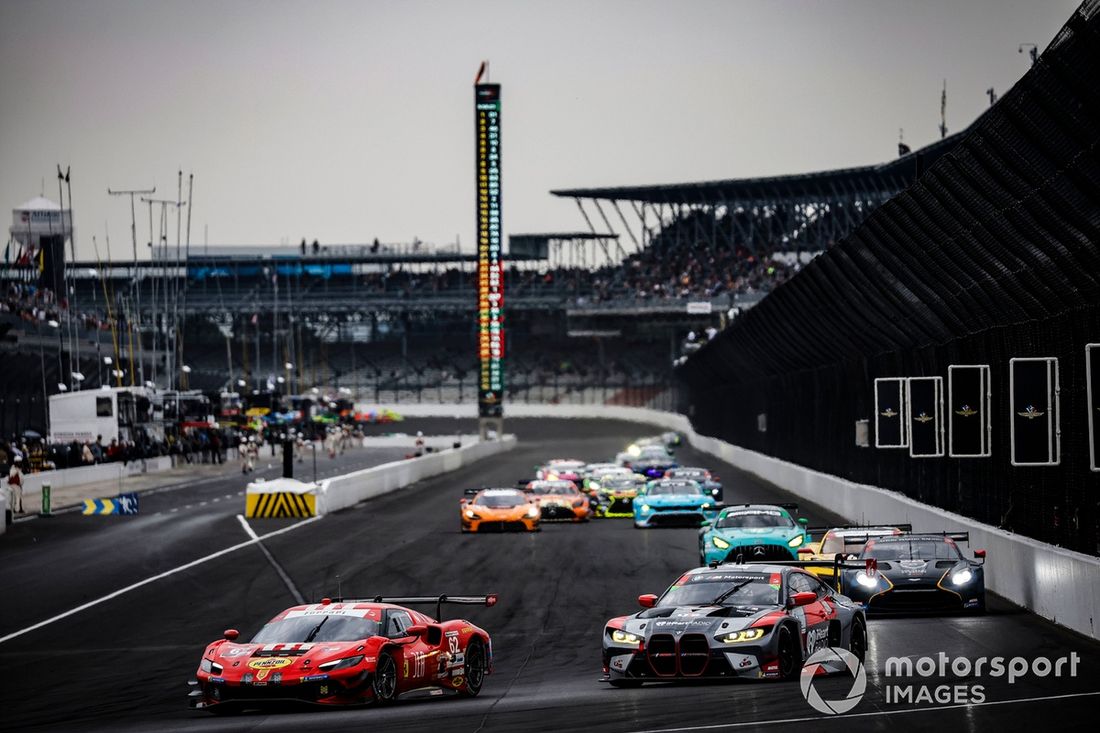 #62 Risi Competizione Ferrari 296 GT3: Daniel Serra, Davide Rigon, #1 Paul Miller Racing BMW M4 GT3: Bryan Sellers, Madison Snow, Neil Verhagen