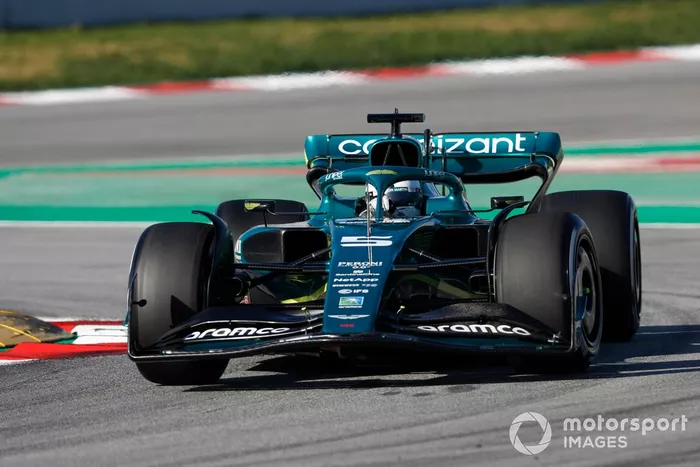 Sebastian Vettel, Aston Martin AMR22 