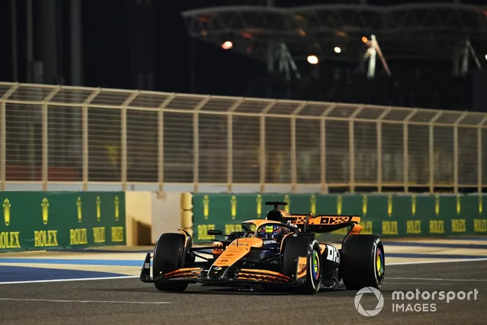 Oscar Piastri, McLaren MCL38 