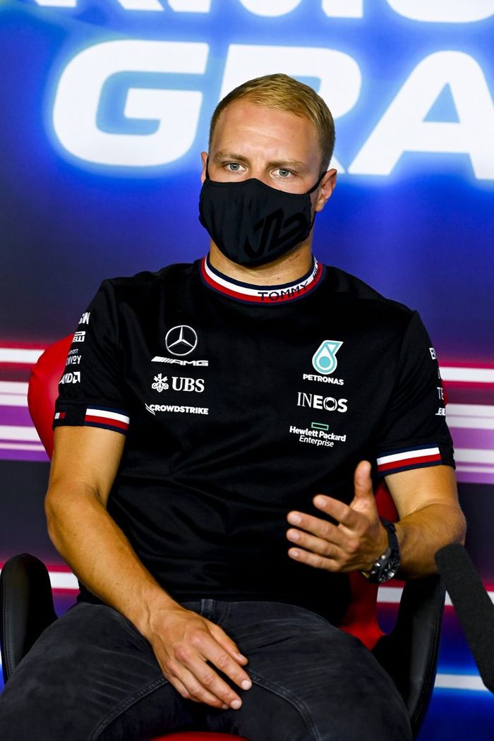 Valtteri Bottas, Mercedes  en la conferencia de prensa