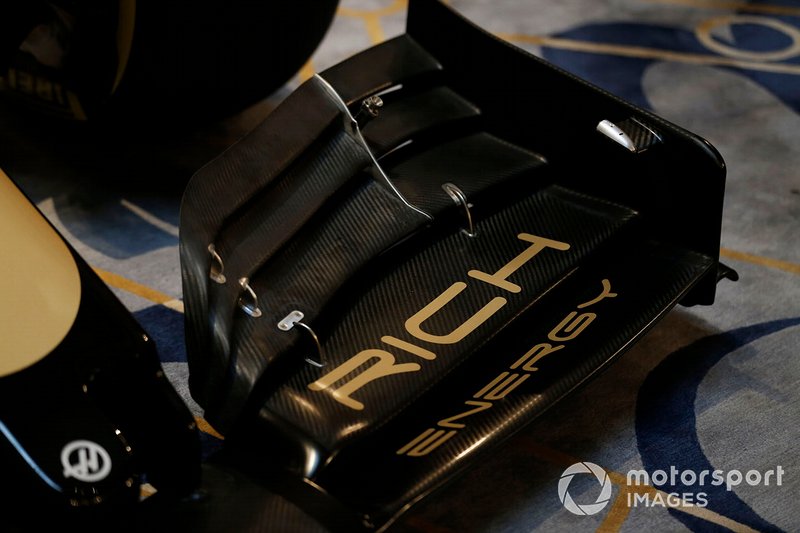 Rich Energy Branding on the new 2019 Haas livery