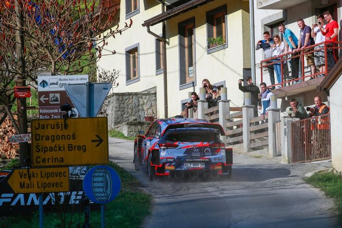 Pierre-Louis Loubet, Vincent Landais, Hyundai 2C Competition Hyundai i20 Coupe WRC